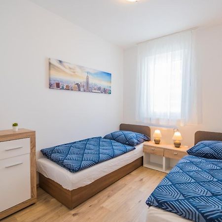 Gemini Apartments Siofok I., Iii. Esterno foto