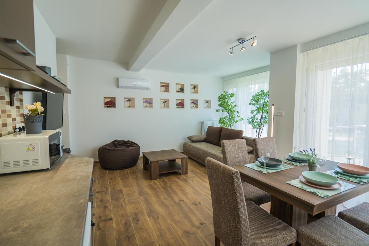 Gemini Apartments Siofok I., Iii. Esterno foto