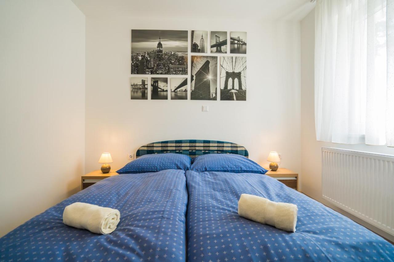 Gemini Apartments Siofok I., Iii. Esterno foto